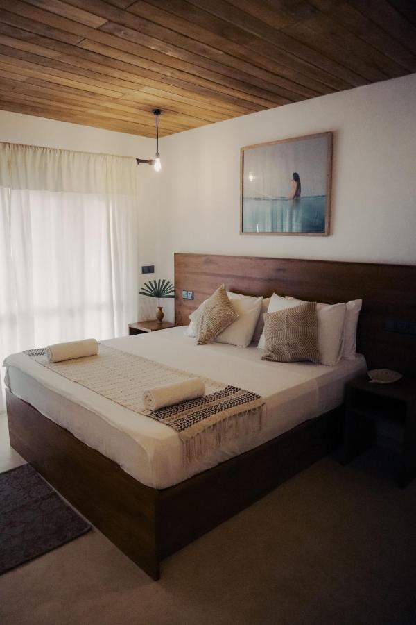 New- Gitano Surf Beachfront Ahangama Hotel Eksteriør billede